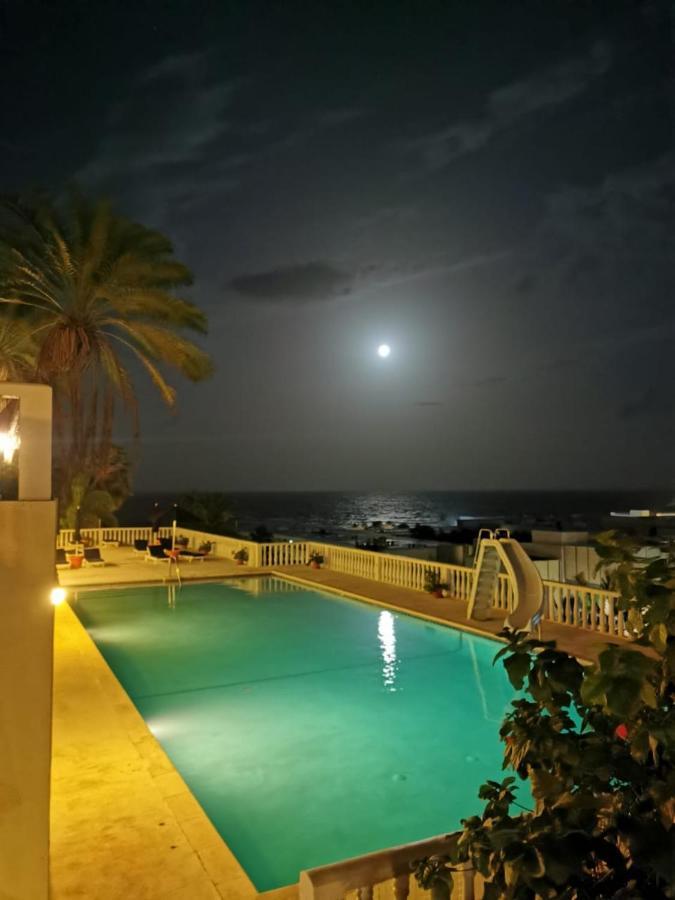Princess Heights Luxury Condo Hotel Oyster Pond ภายนอก รูปภาพ