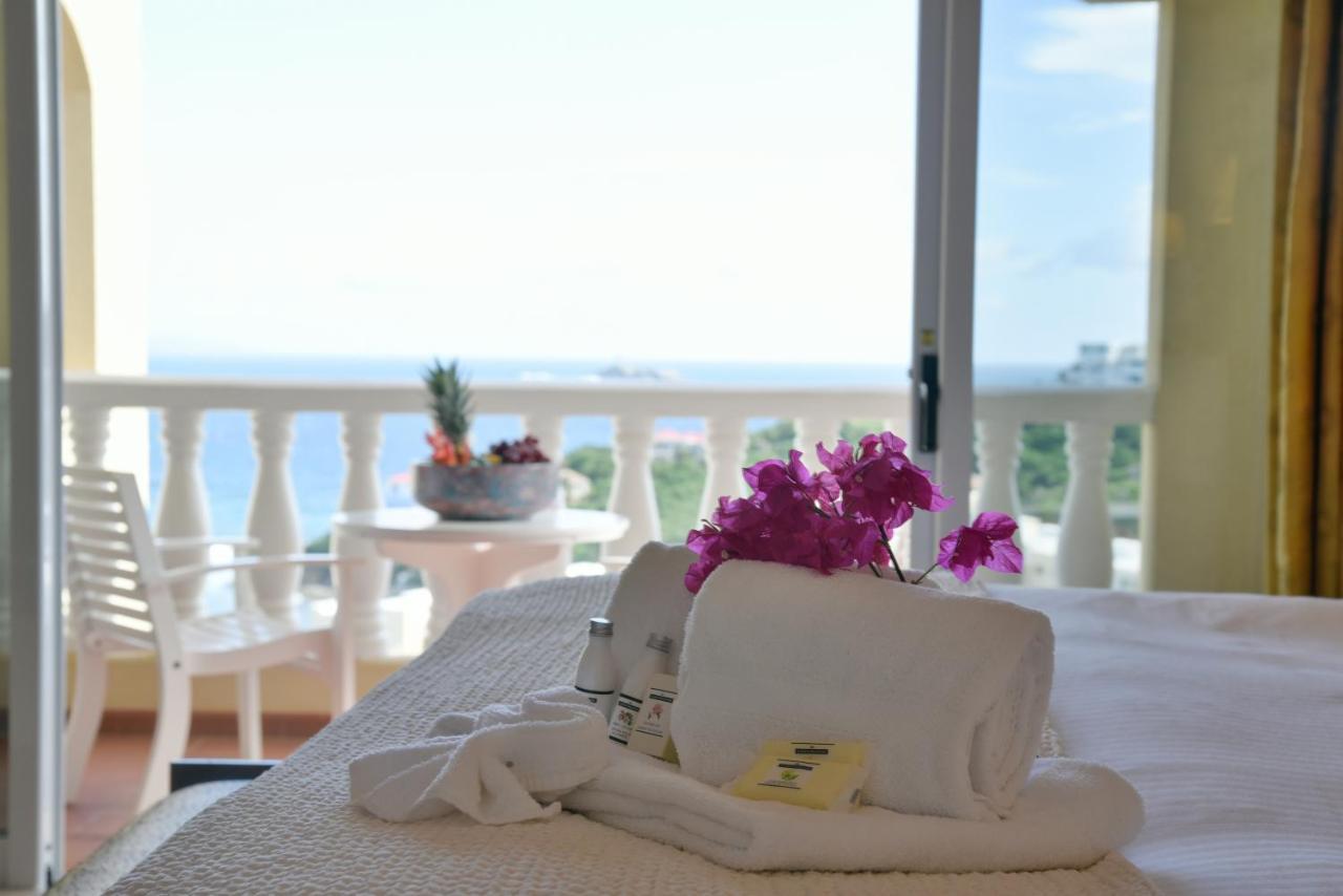 Princess Heights Luxury Condo Hotel Oyster Pond ภายนอก รูปภาพ