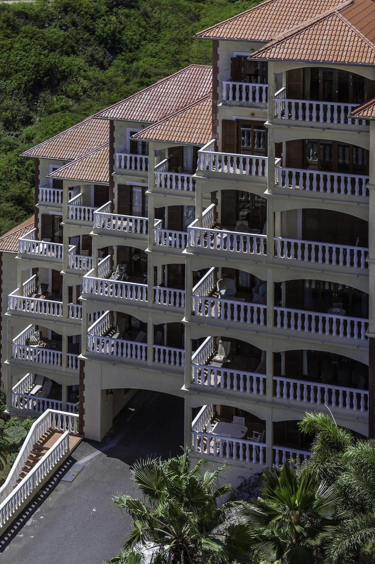 Princess Heights Luxury Condo Hotel Oyster Pond ภายนอก รูปภาพ